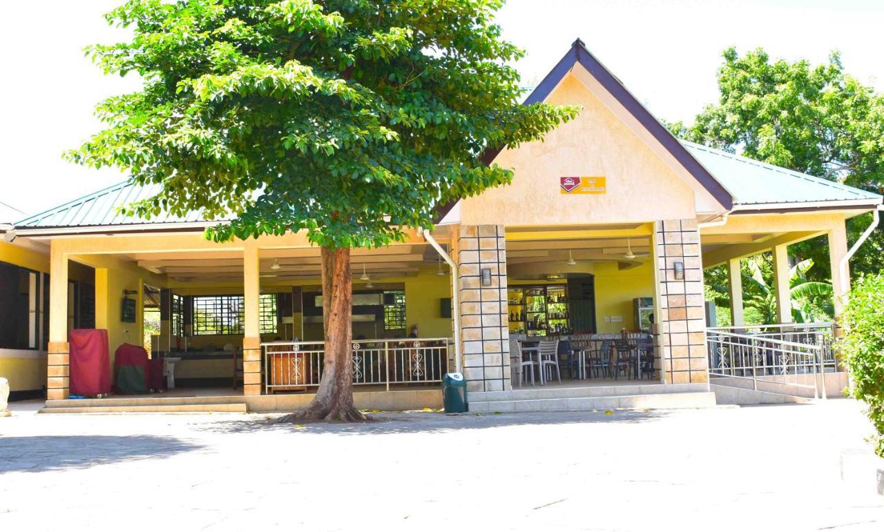 Cba Hotel Tanga Exterior foto